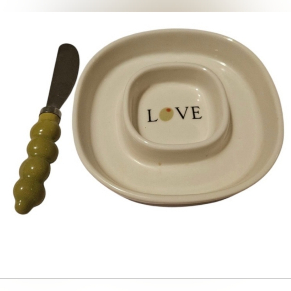 Olive Dish with Spreader - White and Green